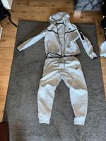 Nike Tech Fleece Jogginganzug  Herren original Hessen - Hanau Vorschau