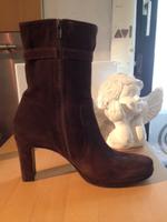 NEU! Stiefeletten / Wildleder-Stiefel TANGO Gr. 41 Düsseldorf - Unterbach Vorschau