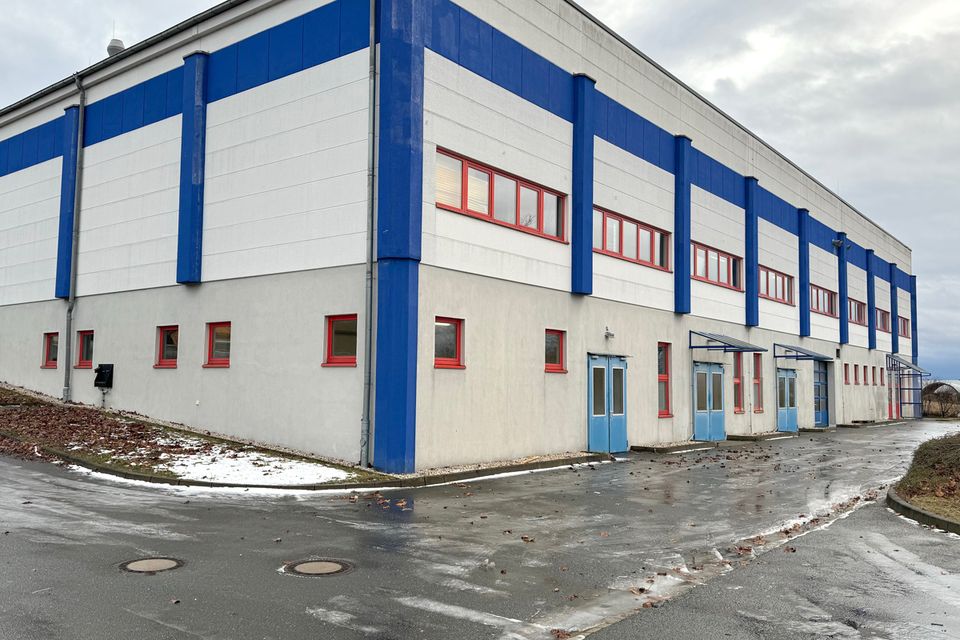 215 m² TOP-Lagerflächen für Labor, Produktion, Handwerk incl. Stellfächen in Gera nahe A4 zur Miete in Gera