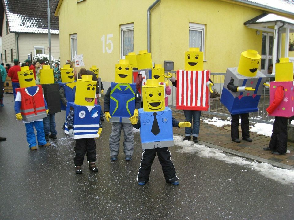 Legomännchen Kostüme / LEGO Fastnachtkostüme  / Fasnacht / Fasnet in Endingen