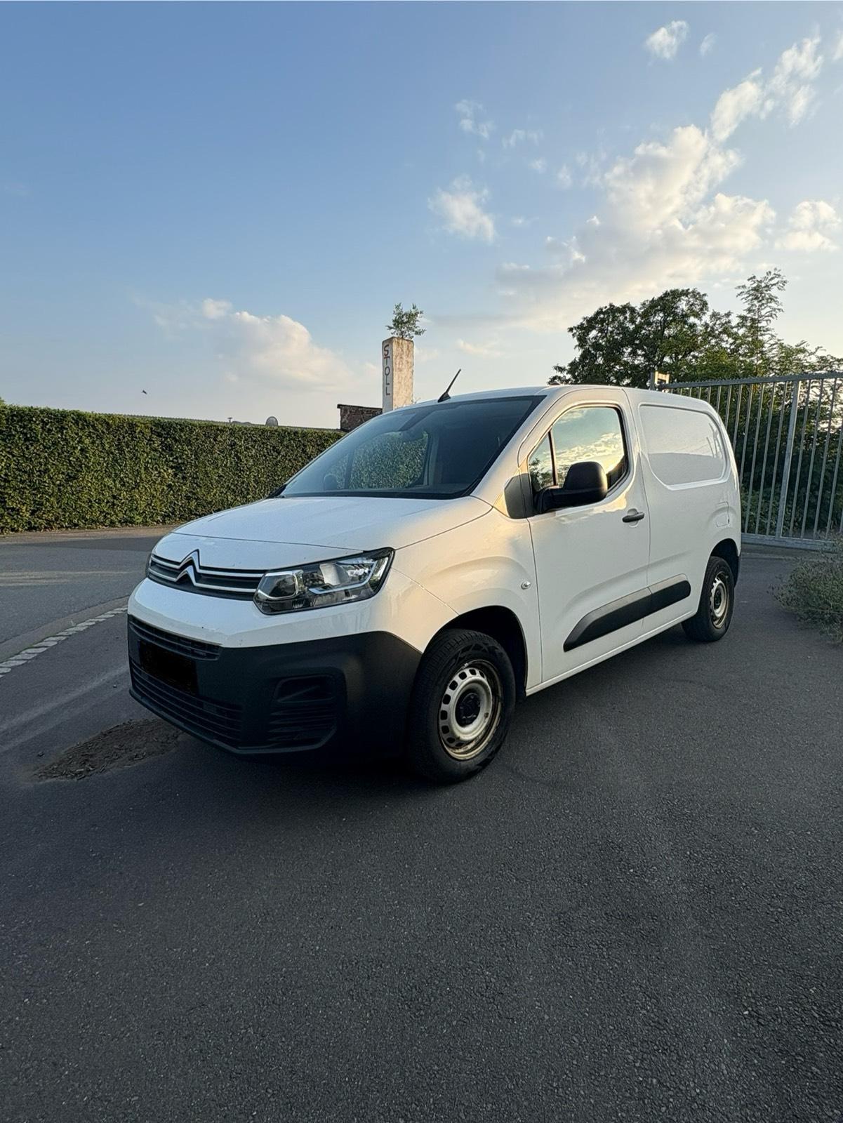 Abbildung des Autos citroën berlingo A.T.M 1…