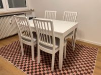 Ausziehbarer Tisch mit 4 Stühlen Essen-West - Holsterhausen Vorschau