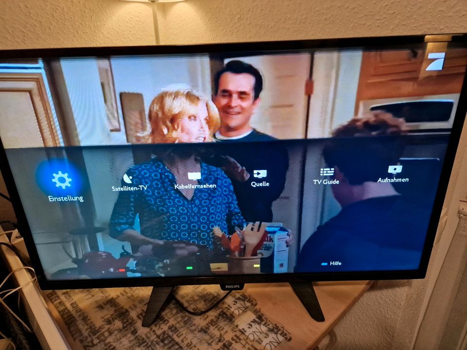 Philips Tv 32 Zoll Fernseher in Kiel