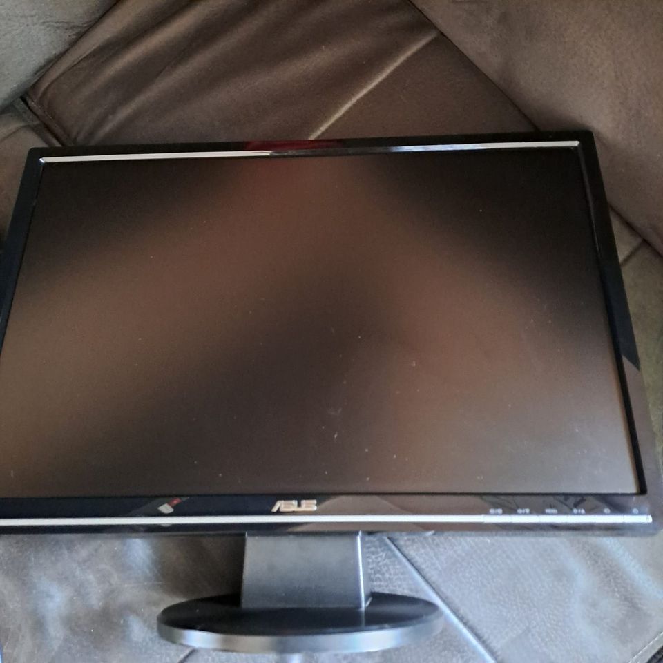 ASUS Monitor 22 Zoll in Rees