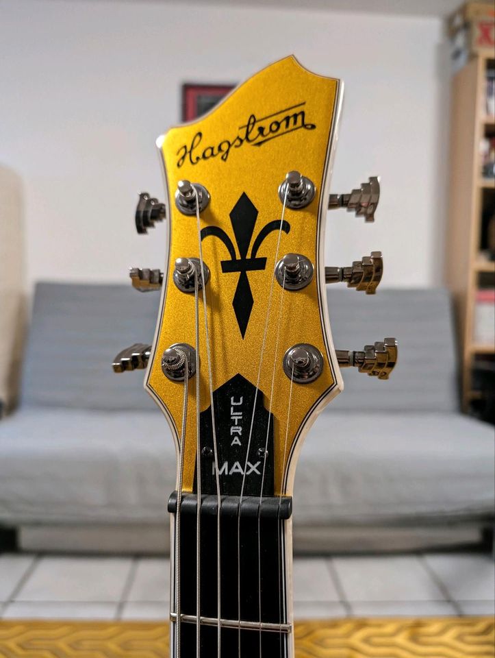 Hagstrom Ultra Max GT Gold in Köln