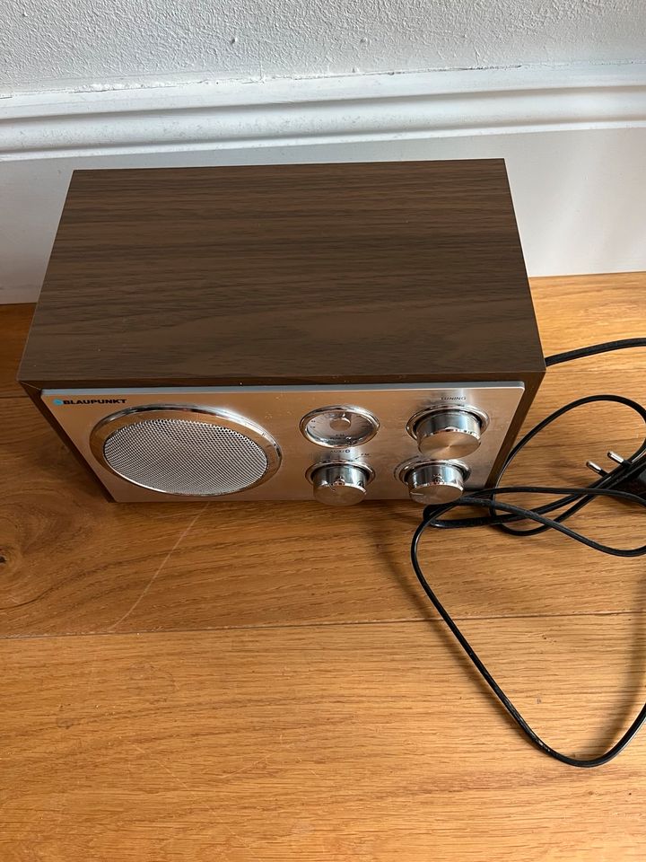 Musikbox Retro Blaupunkt Radio/Bluetooth in Hamburg