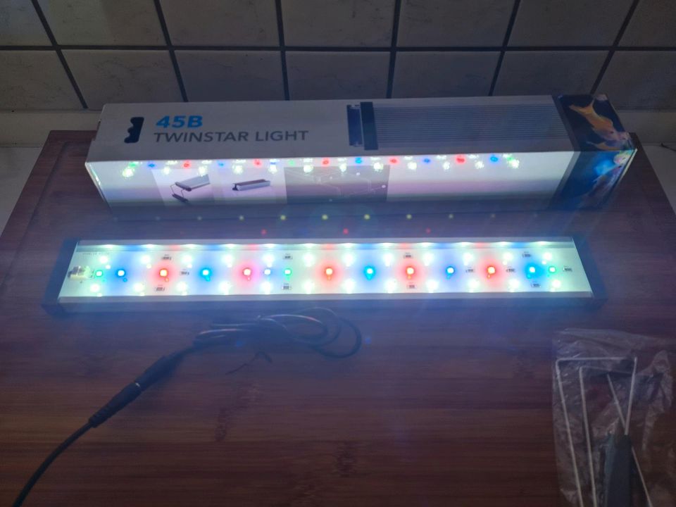 Twinstar LED Light - 45B in Nürnberg (Mittelfr)