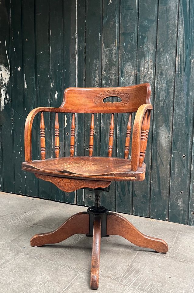 Antik Bürostuhl Schreibtischstuhl Captain Office Chair Vintage in Mönchengladbach