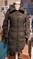 Sehr guter Zustand lange figurnahe Winterjacke Khujo M wie 36 Niedersachsen - Denkte Vorschau