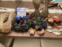 Weihnachts deko Tür Kranz Öl Lampe Windlicht Buch Holz Nikolaus Nordrhein-Westfalen - Altenbeken Vorschau