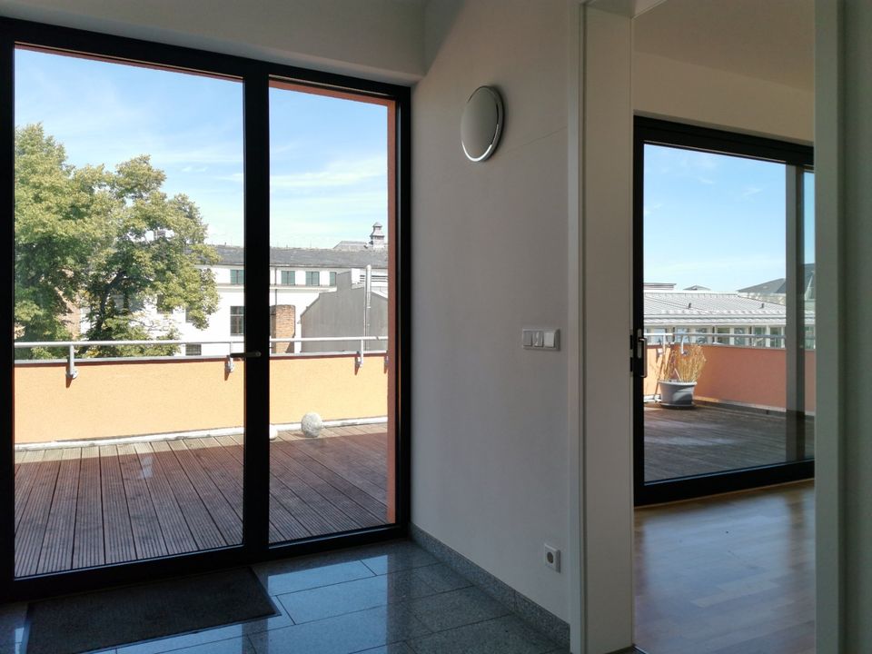 Penthouse-Wohnung mit großer Dachterrasse am Opernplatz in Chemnitz