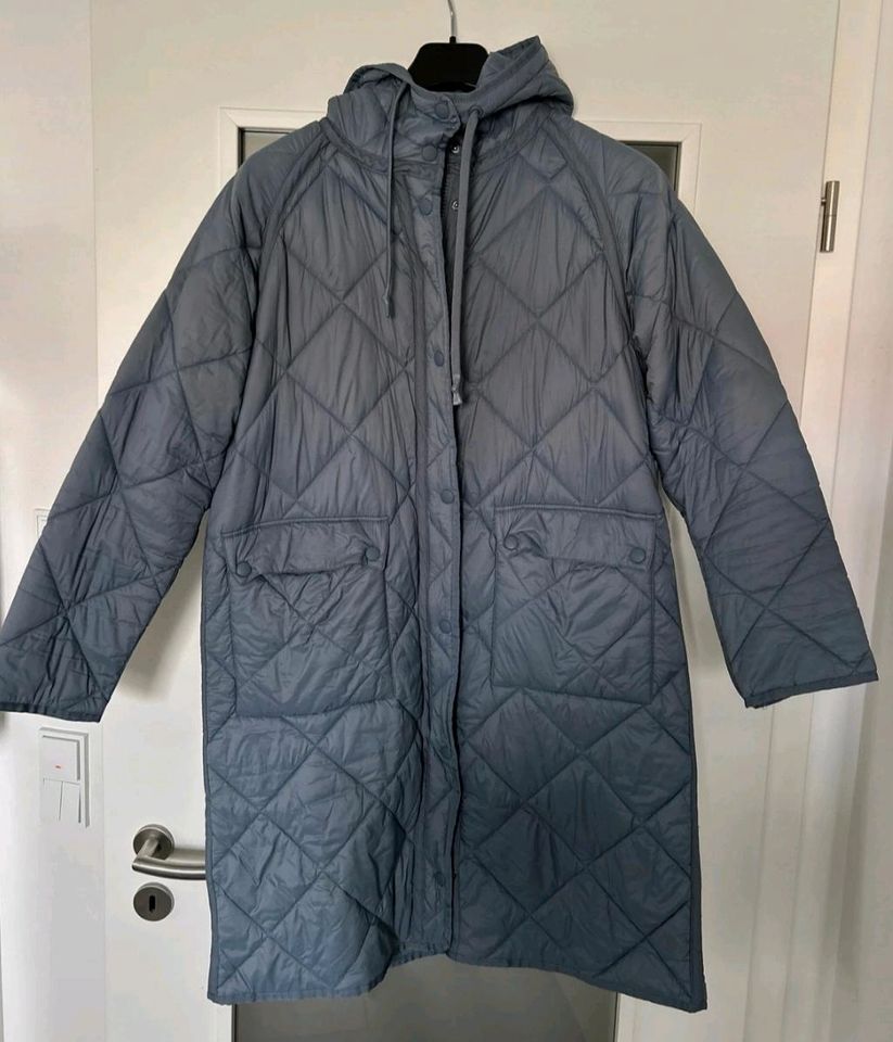 Zara Übergang Jacke Mantel/Steppjacke/Oversize in Bad Salzuflen