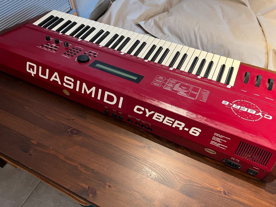 QUASIMIDI CYBER 6 - MIDI Keyboard in Castrop-Rauxel