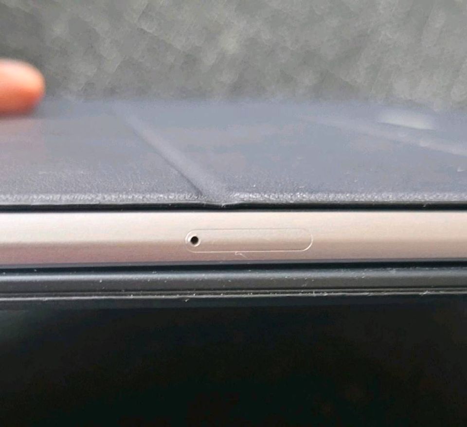 Samsung Galaxy Tab S, 12.1 Zoll LTE (SM-W708NZKA) in Leipzig