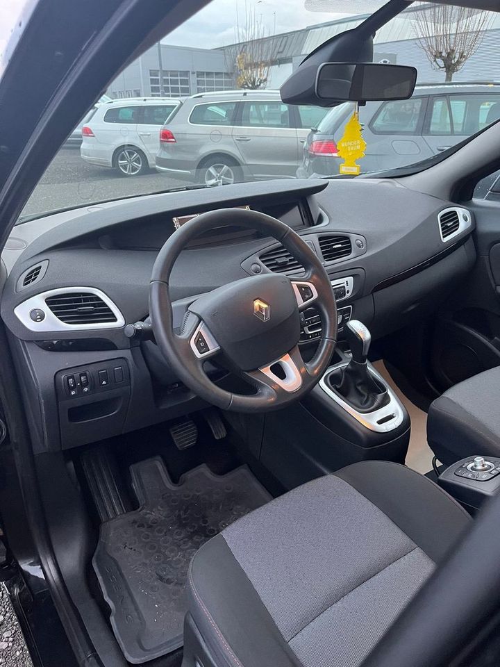 Renault Scenic 1.5 Diesel*Automatik* 7 Sitzplätze*110 Ps in Kehl