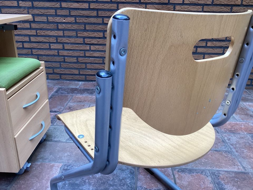 Kinderschreibtisch+Stuhl+Rollcontainer Kettler in Lorup