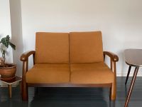 Mid Century Sofa  couch 60er 2er sitze Retro cord Senfgelb danish Berlin - Wilmersdorf Vorschau
