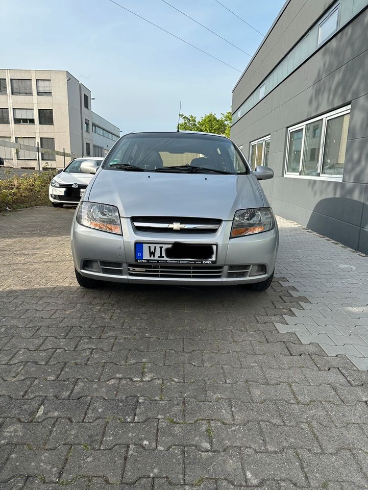 Chevrolet Kalos 1,2 perfekt für Fahranfänger in Wiesbaden