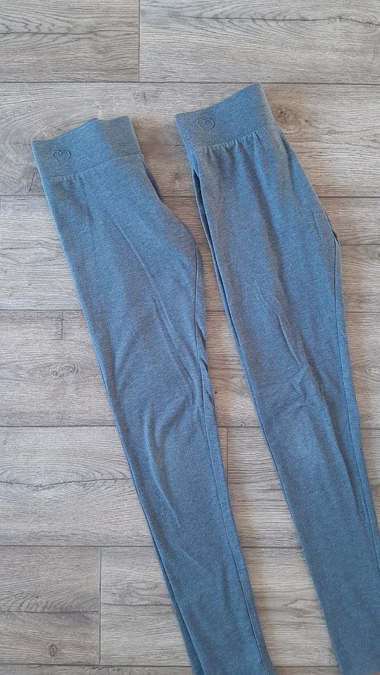 2x Manguun Leggings Strumpfhose Zwillinge Set 146 152 in Nettersheim