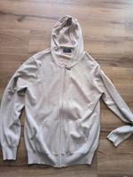 schlichte Pullover Jacke Sachsen-Anhalt - Genthin Vorschau