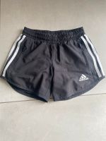 Sporthose von Adidas 7 bis 8 Jahre Thüringen - Sondershausen Vorschau