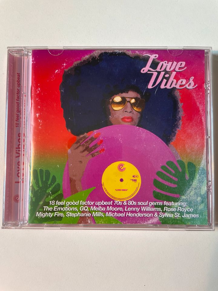LOVE VIBES - CD in Hamburg