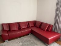 Sofa/Couch rot in Lederoptik Düsseldorf - Gerresheim Vorschau