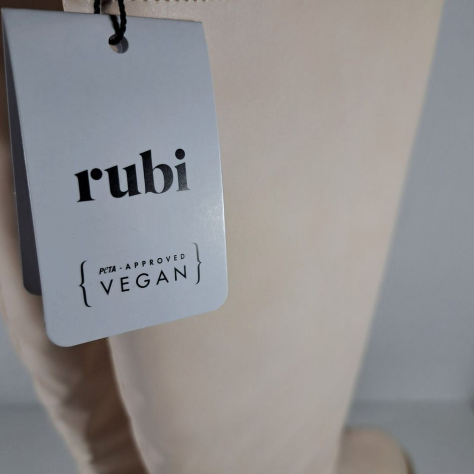 Rubi Stiefel Plateau Beige Hoch NEU Gr. 36 37 38 Vegan in Minden