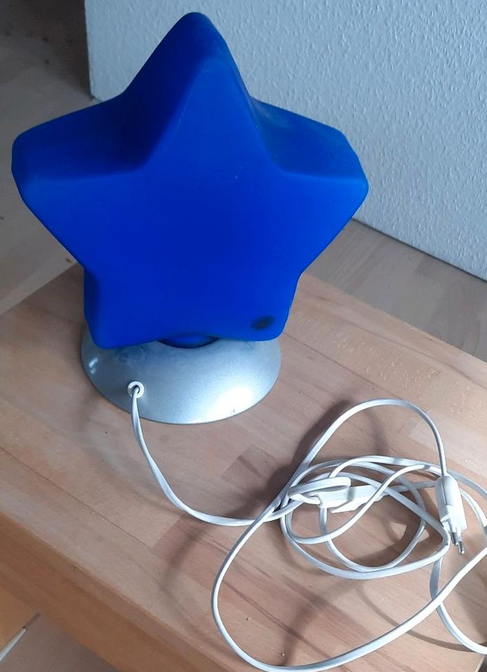 Blaue Tischlampe ikea in Bremen