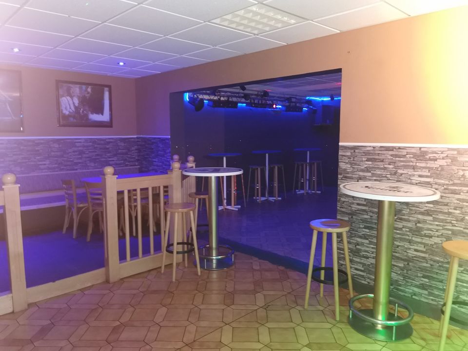 Partyraum mieten mit Licht und Soundanlage ideal für 18 Geb. in Mülheim (Ruhr)