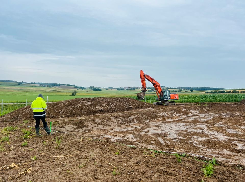 Baggerarbeiten aller Art Baugrube Erdbewegungen Gartenbau Abbruch in Ochsenhausen