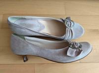 Pumps, Marke: Apart, Farbe: rosé, Wildleder Gr. 39 Sachsen-Anhalt - Magdeburg Vorschau