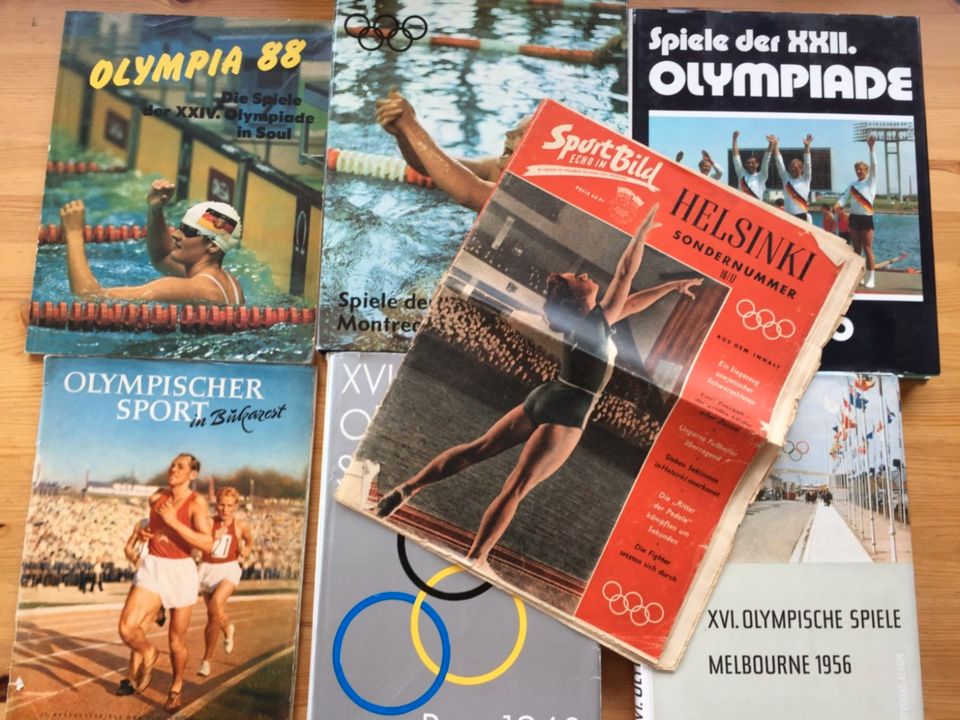 Bücher Olympische Spiele 1956 /1960/1976/1980 und 3 Hefte in Eisenach