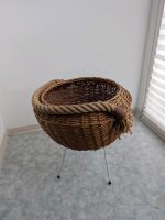 Nähkorb, Strickkorb, Rattan 50er oder älter mit Gestell , Vintage Thüringen - Jena Vorschau