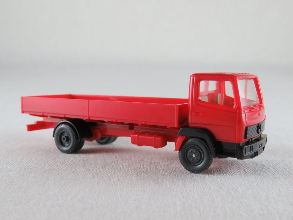 Wiking 43118 Mercedes-Benz LP 814 P/P (1983) "Impocolor" 1:87/H0 in Bad Abbach