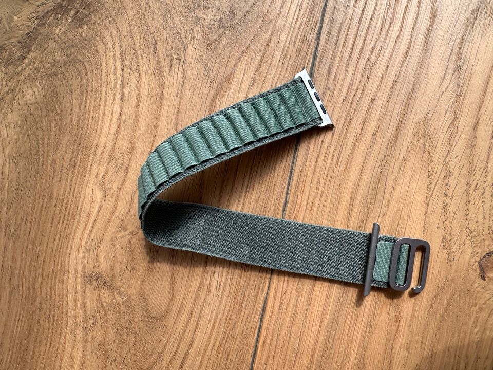 Apple watch alpine loop Armband Large Olive Grün 49mm Ultra in Worms