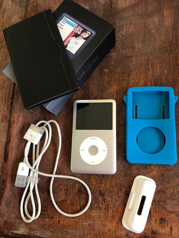 Apple iPod Classic 80 GB Silber in Dresden - Neustadt | Apple iPhone  gebraucht kaufen | eBay Kleinanzeigen ist jetzt Kleinanzeigen