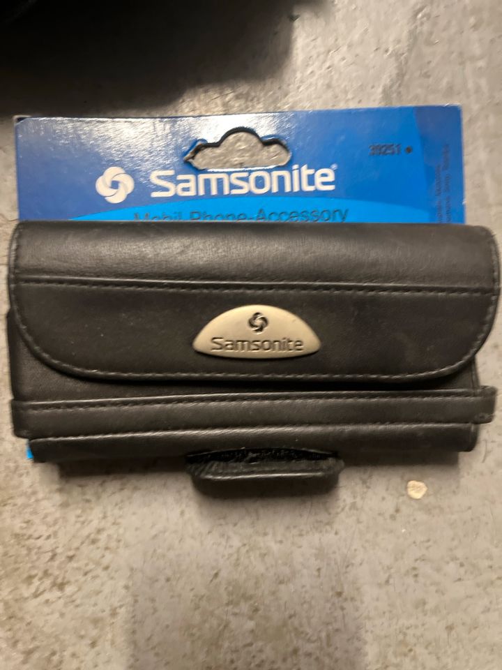 Samsonite Vintage Handytaschen Magnetverschluss in Marl