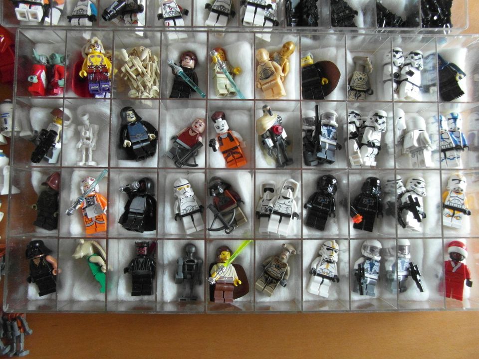 Lego Star Wars und andere Figuren. in Wilster