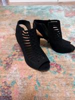 High Heels Pumps Gr. 38 Marke Graceland sehr gut erhalten Damensc Hessen - Bad Arolsen Vorschau