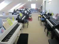 125 Digitalp./-klaviere Yamaha, Kawai, Casio, Clavinova ab: Nordrhein-Westfalen - Nideggen / Düren Vorschau