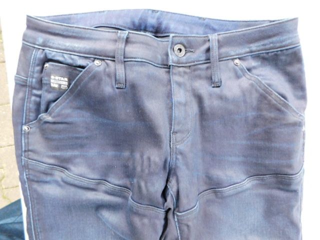 Jeans G-Star Damen Gr. S31/L32 dunkelbau Stretch kurz getragen in Darmstadt