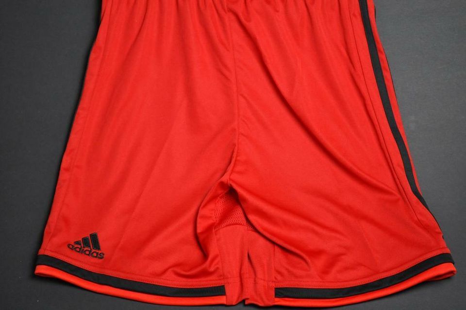 Adidas B04 Leverkusen Home Short  in Gr.  164 neu in Remscheid