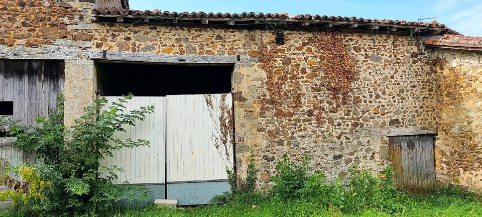 Scheune in Frankreich m. Baugenehmigung in Bönen