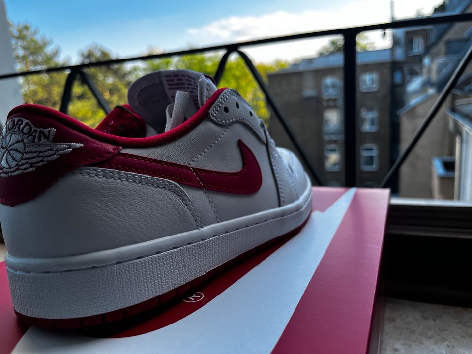 DS Jordan 1 Low OG “University Red” in Köln