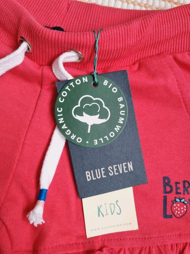 Neue Shorts Gr. 110 Blue Seven Organic Cotton in Berlin