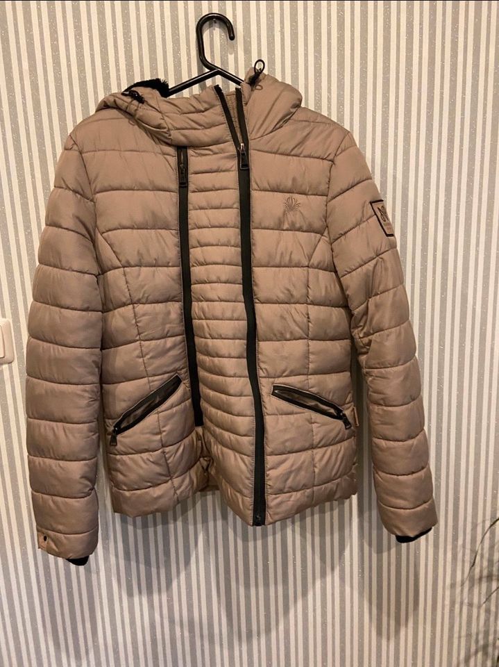 | ist - Kleinanzeigen von Kleinanzeigen Winterjacke jetzt Geeste in Niedersachsen eBay NAVAHOO