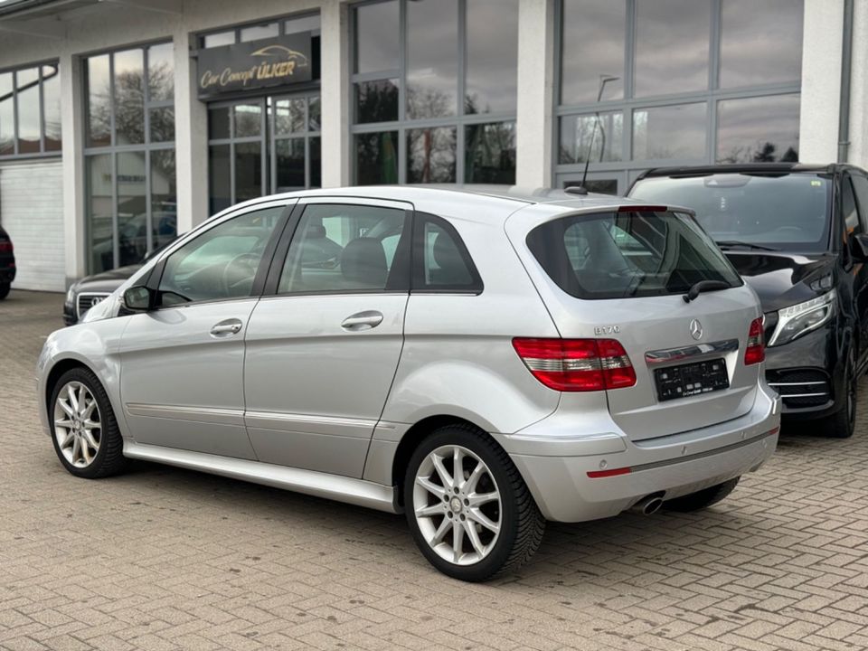 Mercedes-Benz B 170 TÜV NEU/Klima/Sitzheizung/Teilleder/17" in Lahr (Schwarzwald)