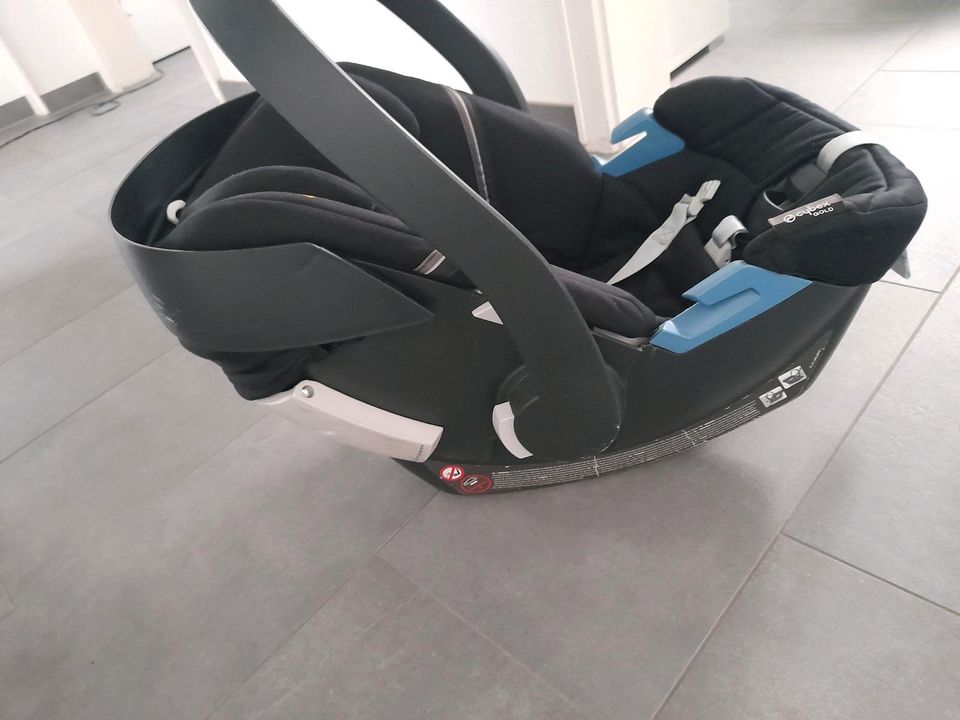 Cybex Babyschale von 0-13 Monate in Mengen