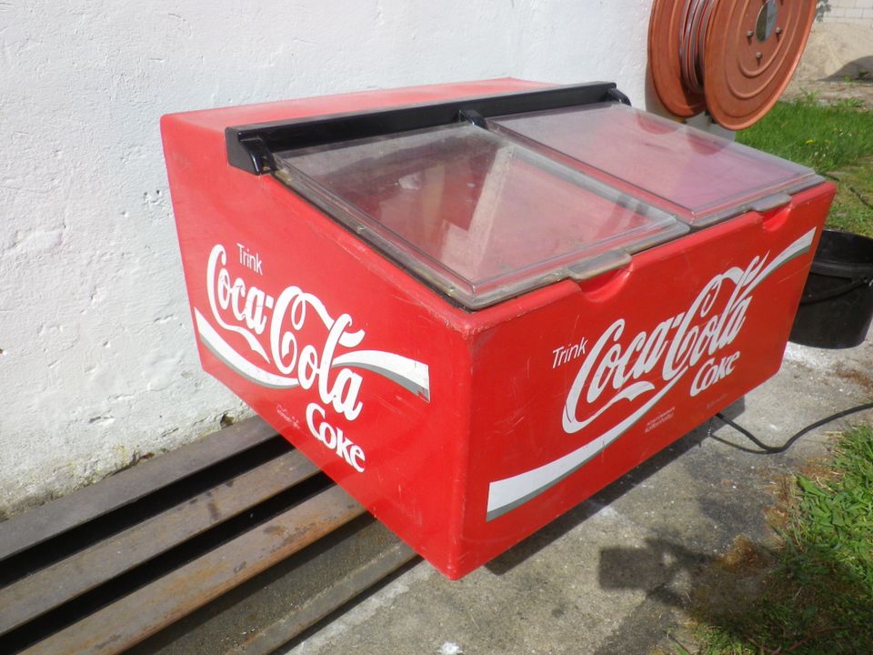 Coca Cola Vendo Kühlbox Kühlschrank Kühltruhe 80er 90er Jahre in Dallgow
